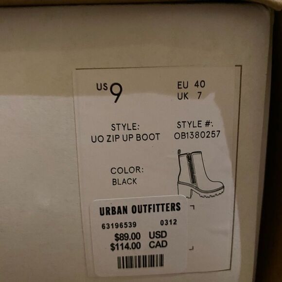 NEW Urban Outfitters UO Women's Zip-Up Black Boots 9 - Picture 5 of 5